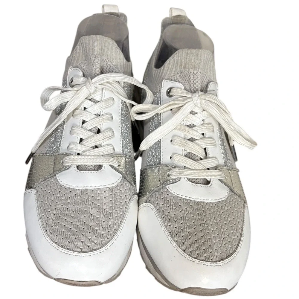 Michael Kors Billie Silver Knit Sock Sneakers Metallic Accent Lace Up‎ Size 10M
